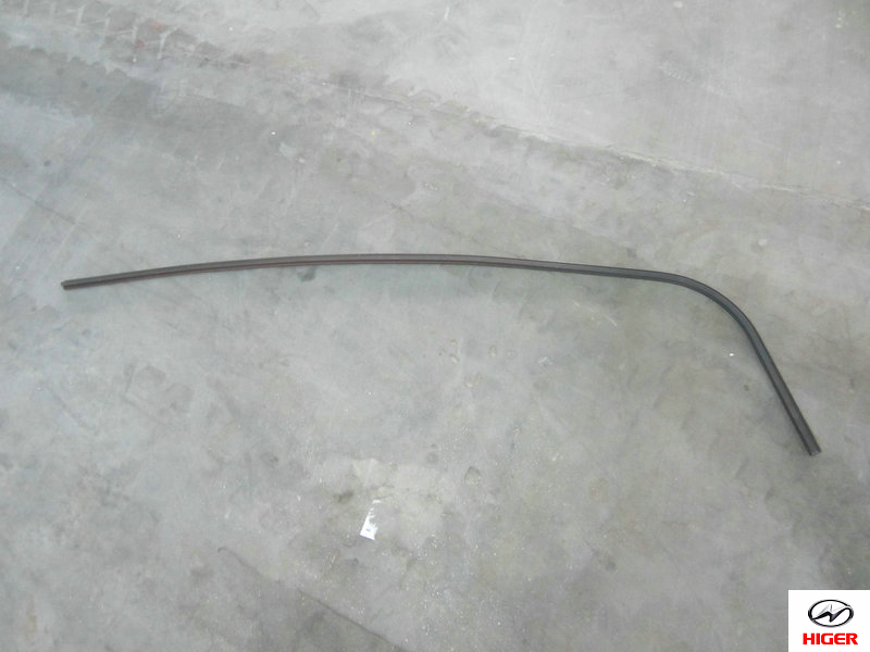 Расходная цистерна (спереди слева)-1