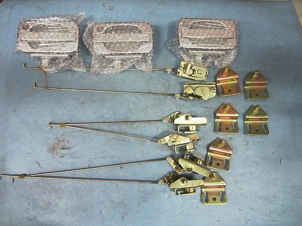 Serrure de porte (porte de repli)-1