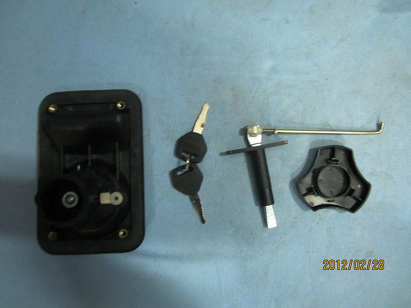 Door lock and handle (passenger door lock with buckle)