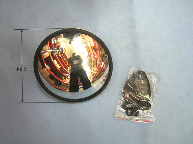 Miroir aveugle (à droite)