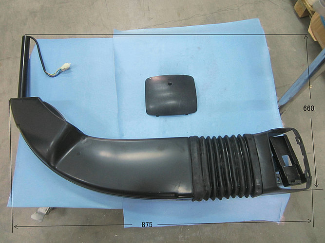 Left support arm assembly