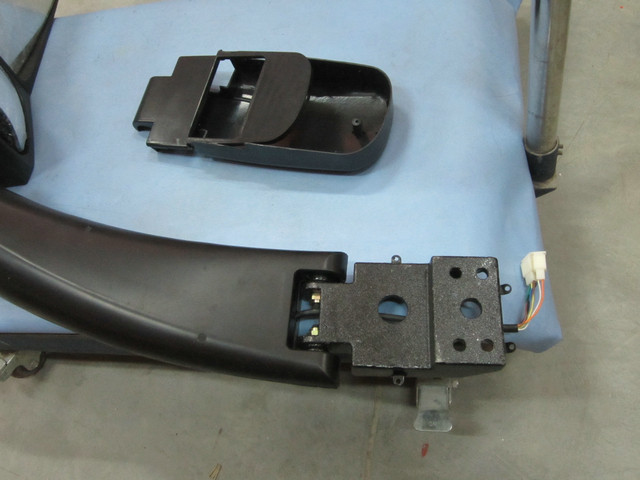 Exterior rearview mirror (Morning Light Electric Left Defrost)-2