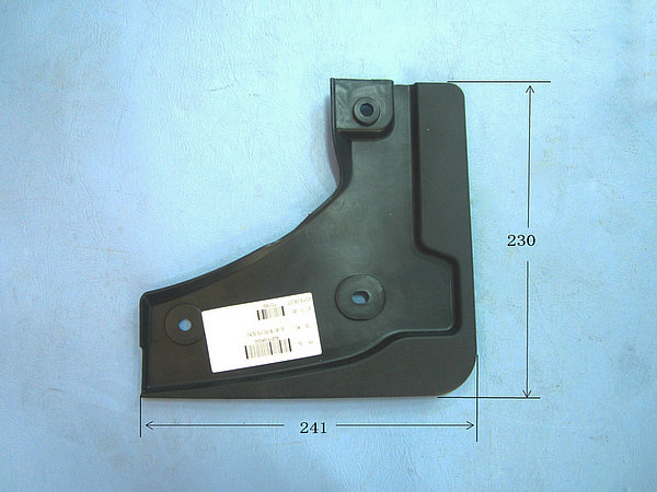 Right front wheel fender