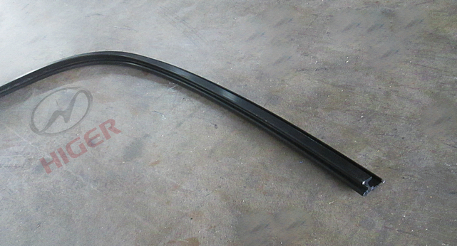 Réservoir d ' écoulement (avant gauche)