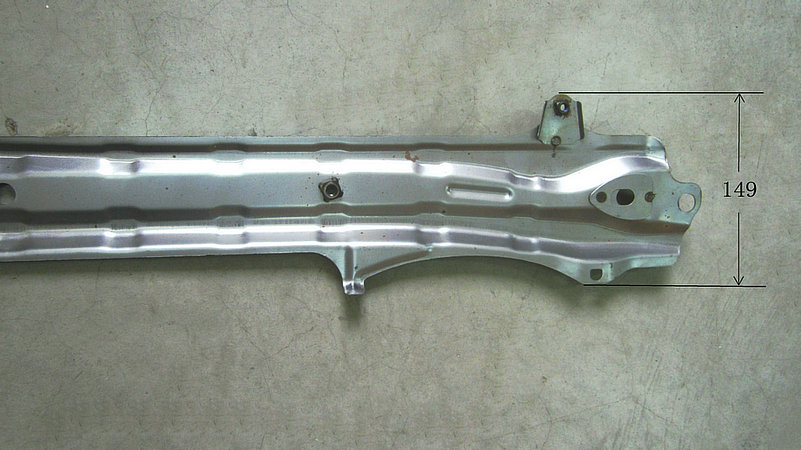 Front bumper upper beam assembly