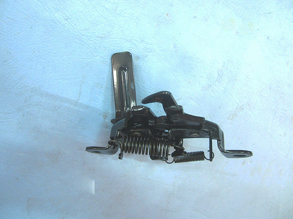 Комплект замка цоколя-1