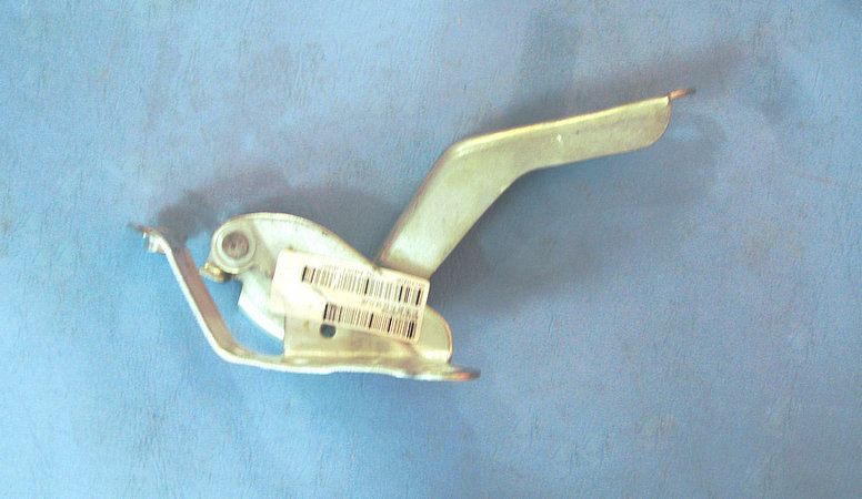 Hinge (front cover right hinge assembly)-1