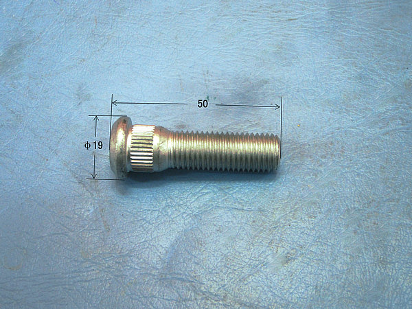 Boulons de pneus (7407)