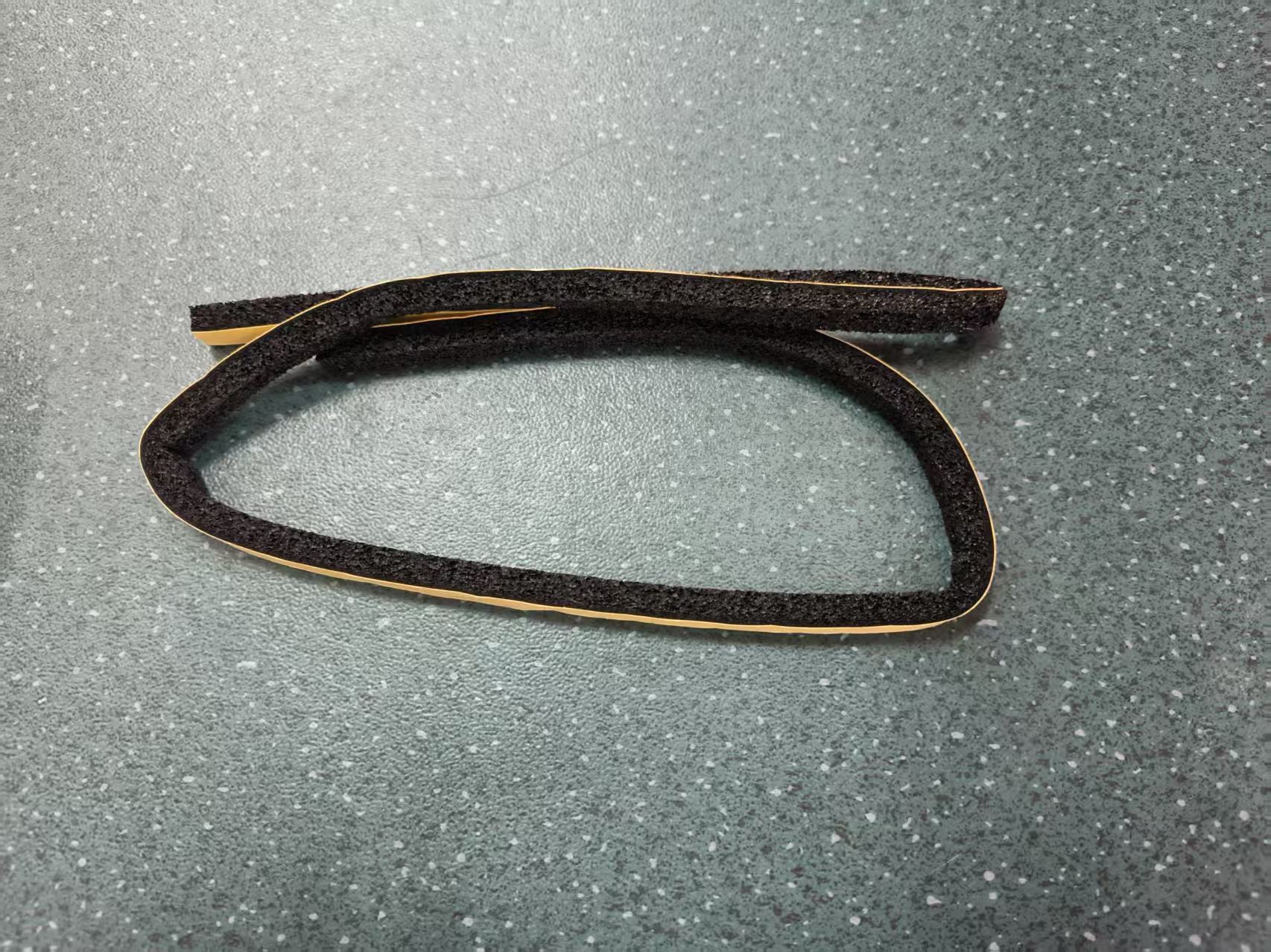 Bande d'étanchéité (couverture d'inspection)