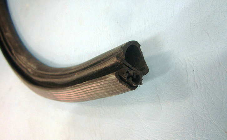 Glue strip (sealed BFH006)