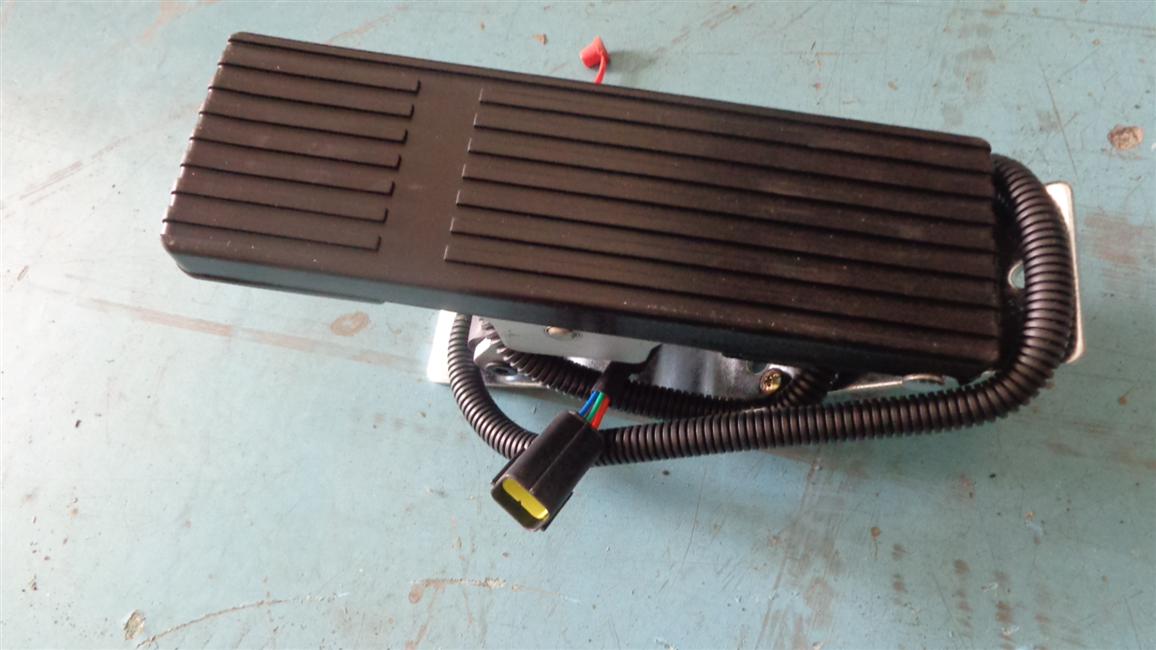 Acceleration pedal-electronics, with Yuchai gas engine, bottom plate type-1