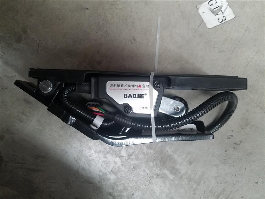 加速踏板-电子,配潍柴、锡柴BOSCH高压共轨发动机,底板式