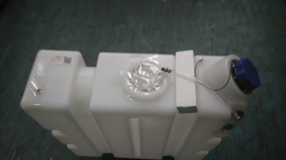 Urea tank (without sensor), 60L (length, width and height: 610*200*462)-1