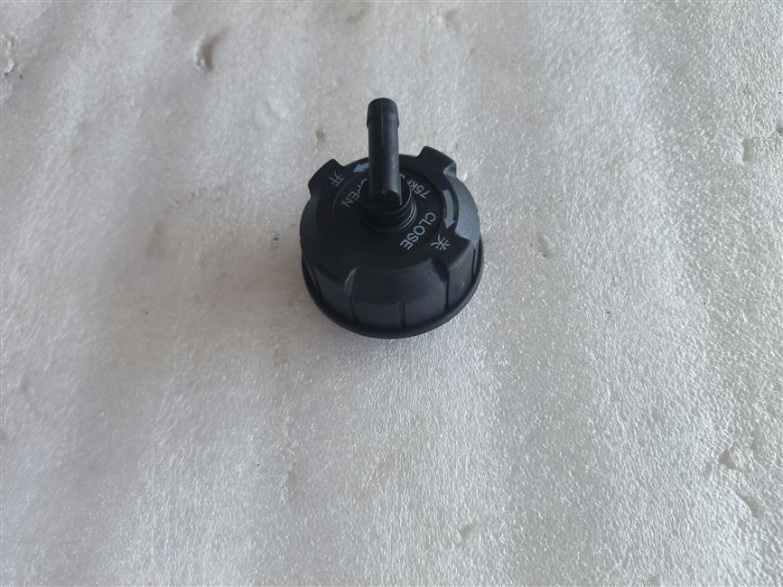 塑料膨胀水箱盖0.75(排气),213500146