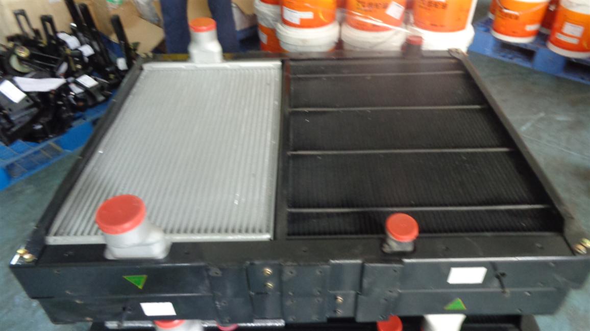 Cooling module assembly, center, bus-1