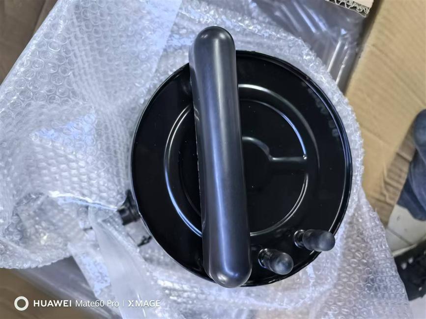 Expansion tank assembly, round, 8L-2