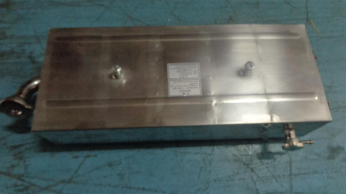 Expansion tank assembly, square, 18L