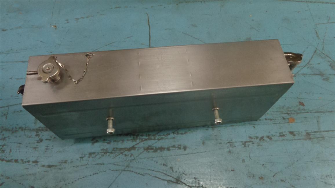 Expansion tank assembly, square, 18L-2