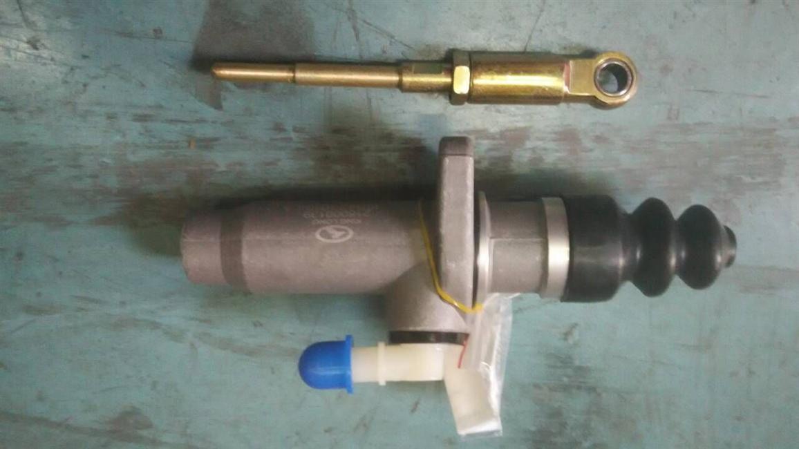 Clutch master pump, φ24