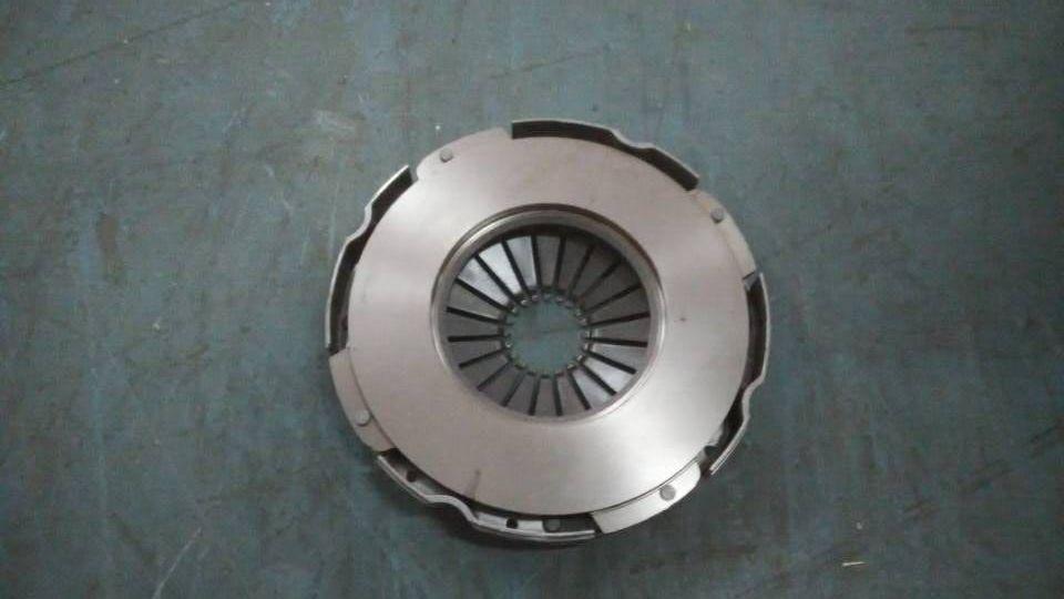 Clutch pressure plate assembly, 395 push type