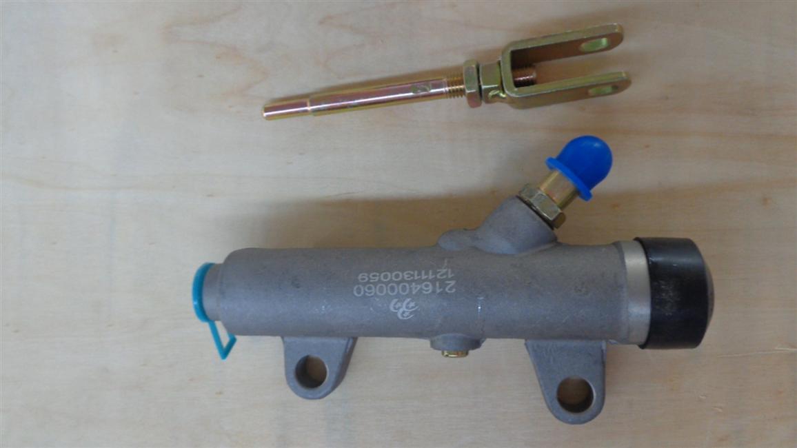 Clutch master pump, φ24