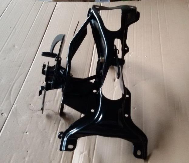 Педаль сцепного тормоза в сборе, левый руль, неGW2.8TC, KS