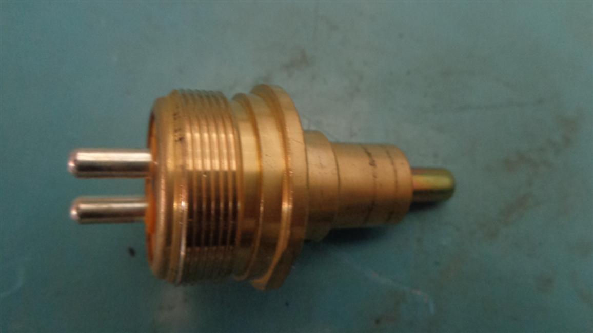 Reverse signal switch, 1086903075