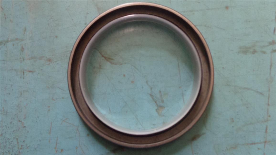 Output shaft oil seal assembly, 85*105*10, 1086903075-1