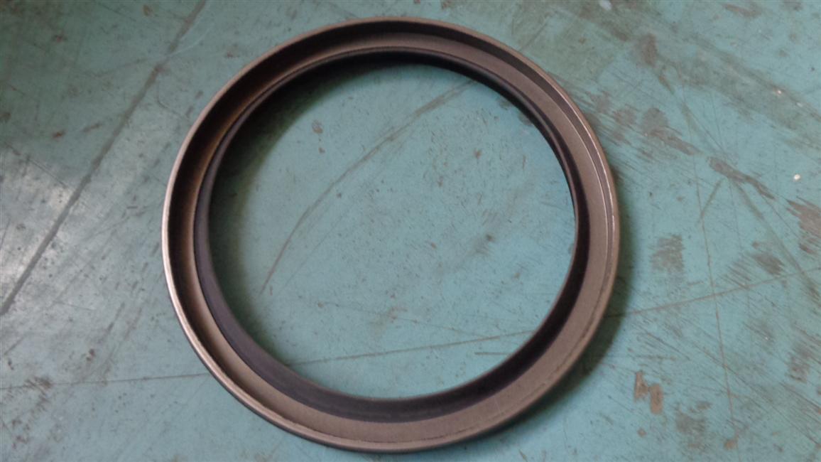 Output shaft oil seal assembly 100*120*10,1156903022-1