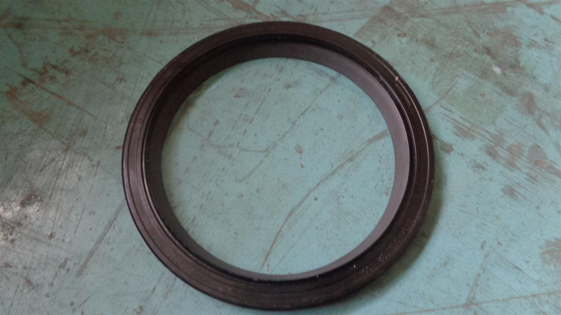 Output shaft oil seal assembly 100*120*10,1156903022-2
