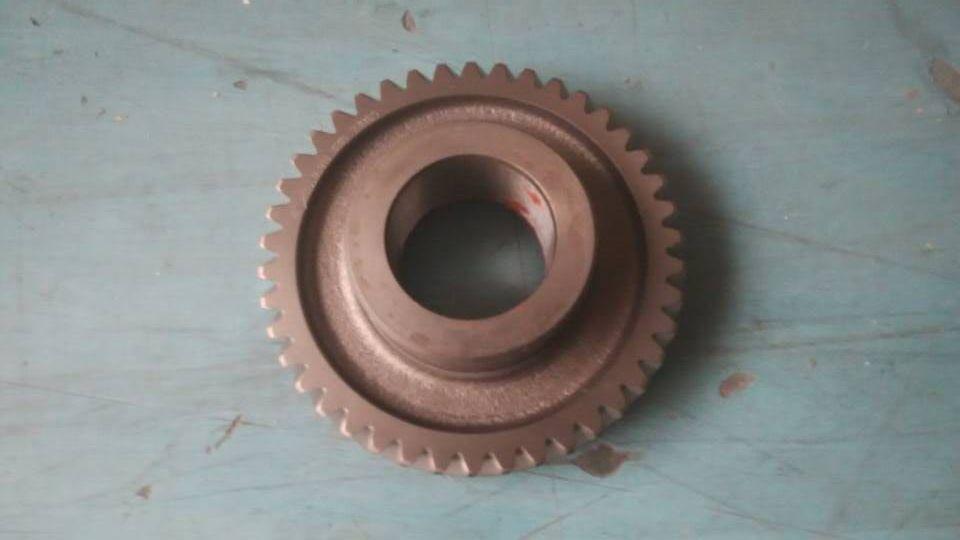 Regular meshing gear of the intermediate shaft, Z=42,1156903022-1