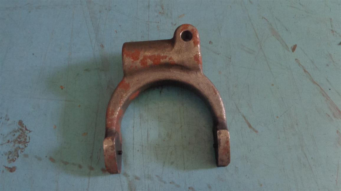 Clutch Disengagement Fork, 17DJL35-00030-1