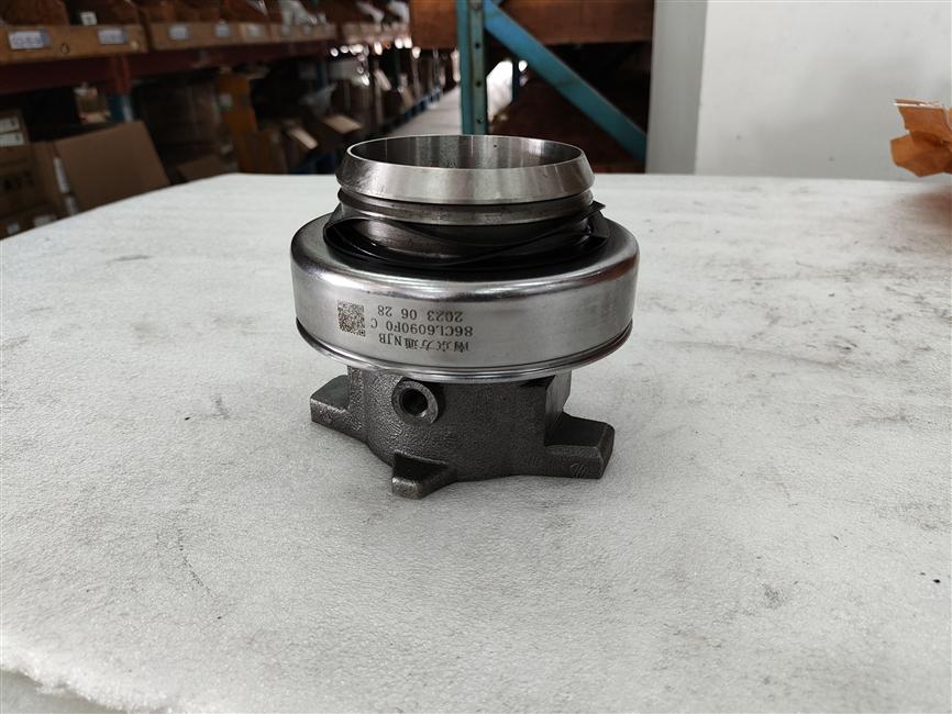 Clutch separation bearing assembly, 6DS150T, G20396-1