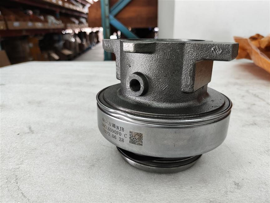 Clutch separation bearing assembly, 6DS150T, G20396