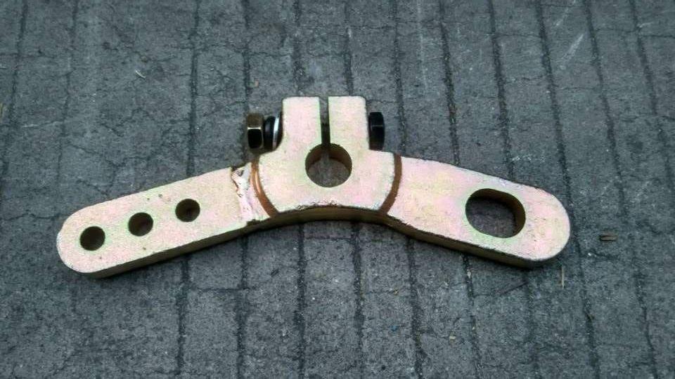 Задняя система управления двумя мягкими валами в сборе