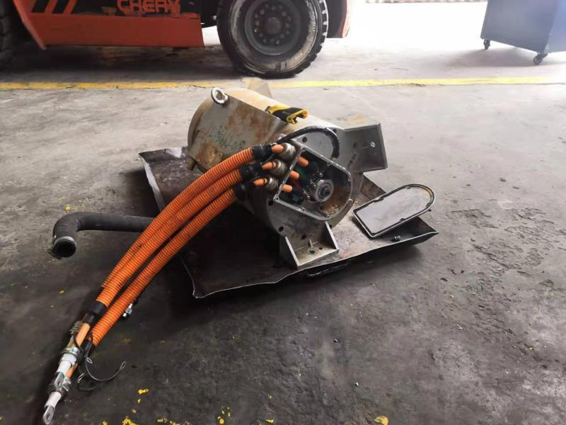 Motor, 50A-XL, 100kw, 680Nm, 4000rpm, water cooling, KS2L-EV