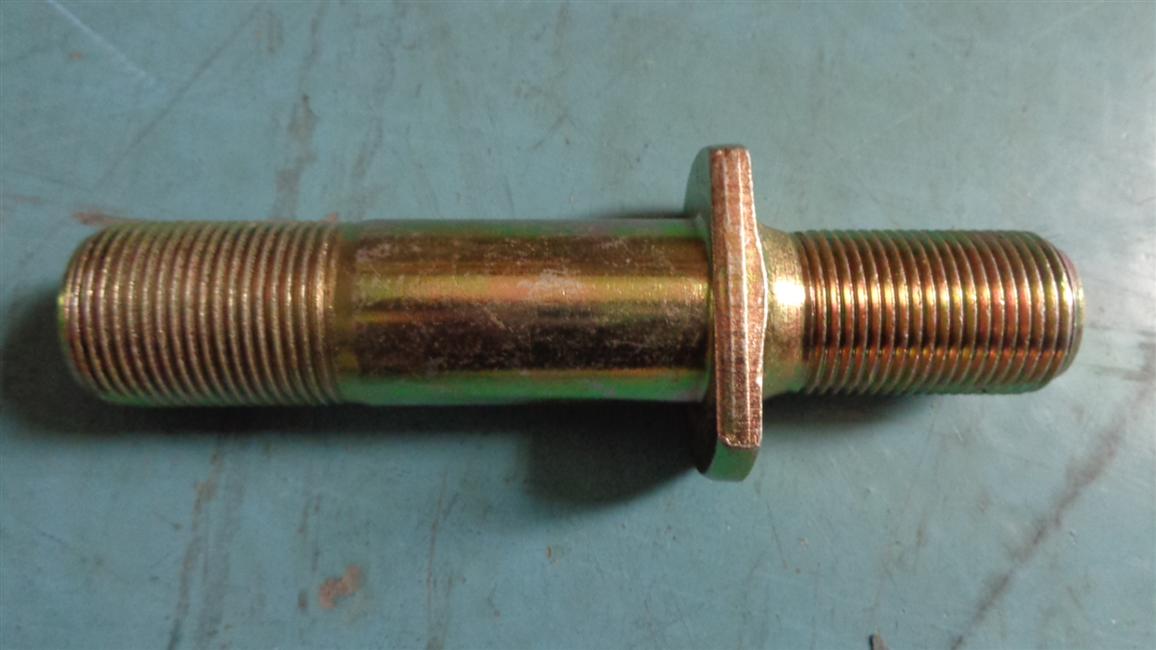 Right rear wheel bolt, 24FS30R-00005-1