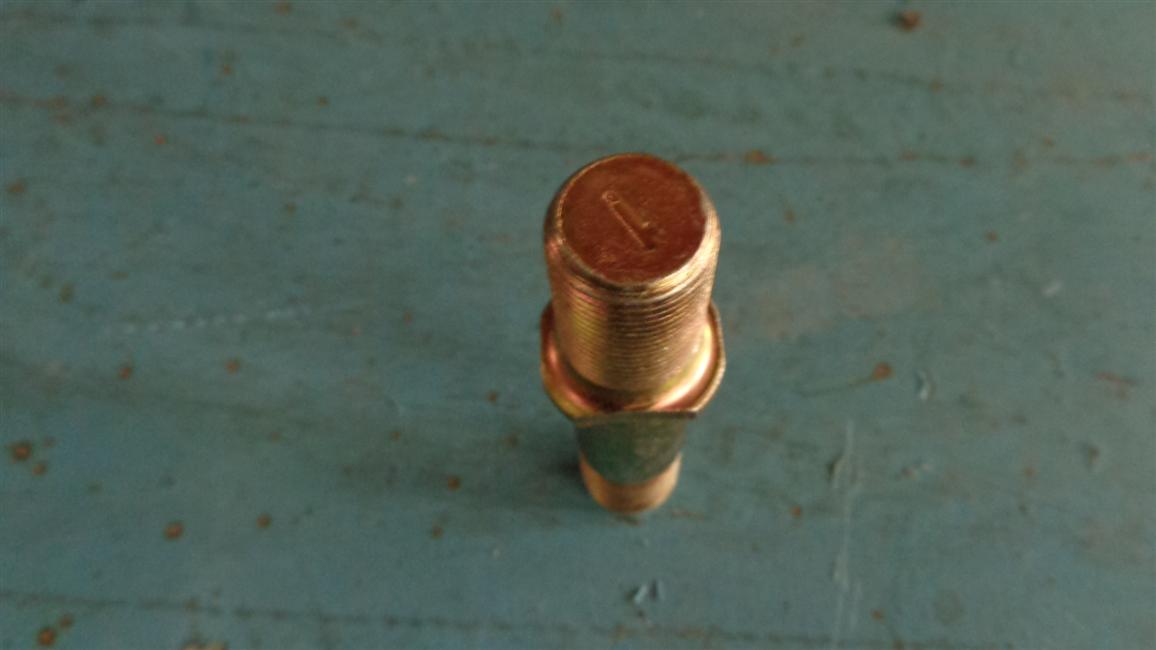 болт правого колеса, 24BRS04Z-00005-B