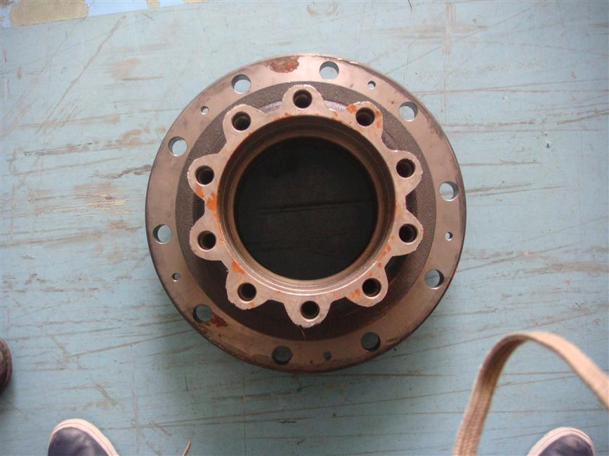 Rear wheel hub, 24ZS13J-00005-1