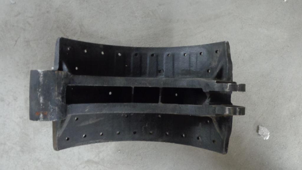 Rear brake shoe, 24NS19N-00005