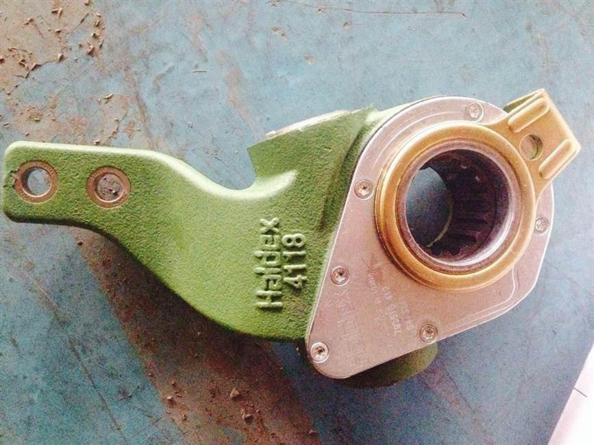 Bras de réglage automatique du dégagement des freins à gauche, 24NS54E-00005