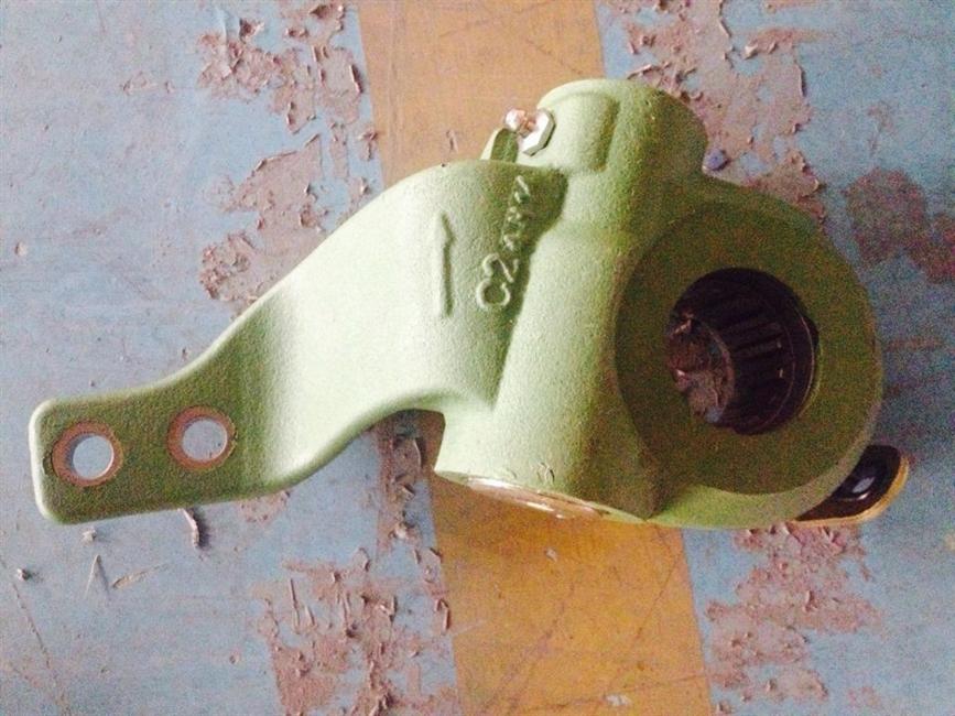 Right brake clearance automatic adjustment arm assembly, 24NS54E-00005-1