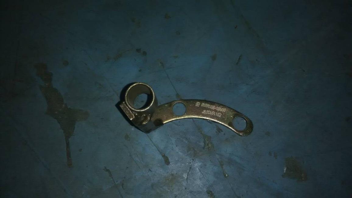 Left sensor bracket assembly, 24BRS10J-00005-1