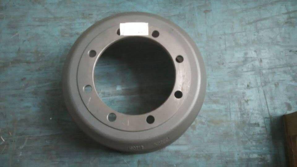 Rear brake drum, 24FS39M-00005