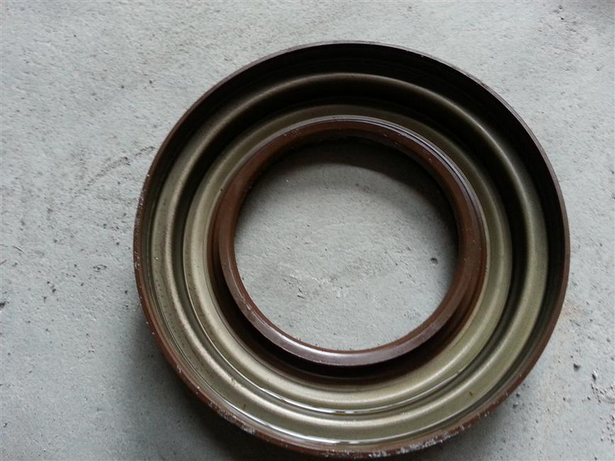 Active bevel gear oil seal assembly, 24RS09A-00005