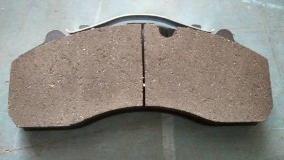 22.5 disc brake pads, universal-1