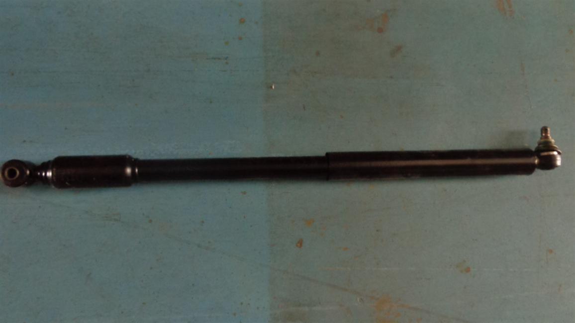 Amortisseur de choc de direction à la suite de l ' essieu, 4474 085 107