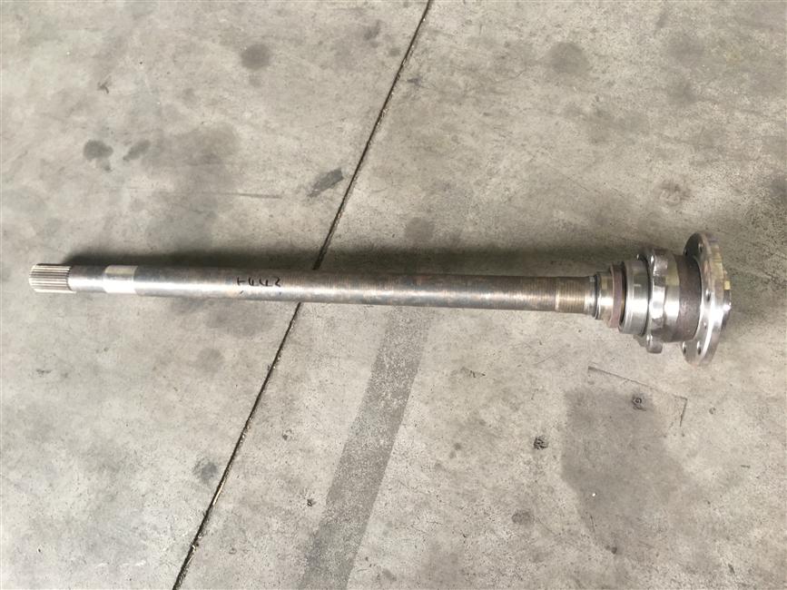 Полувольтный вал задней оси с цокольным корпусом, 224100392, KS2-1