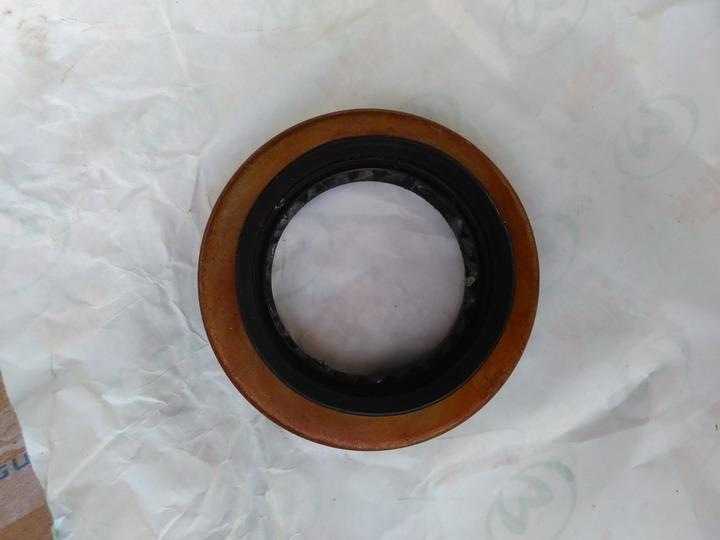 Main tooth oil seal, 224100392, KS2