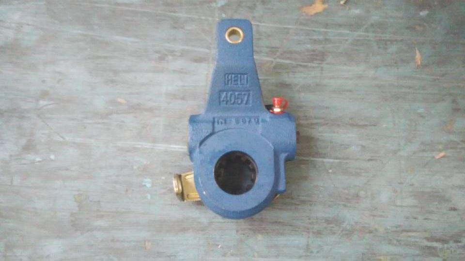 Bras de réglage automatique du dégagement des freins à gauche, 2400005-BC05W